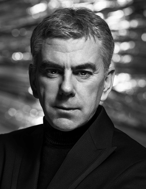 Show : La femme, le maquillage, SLA