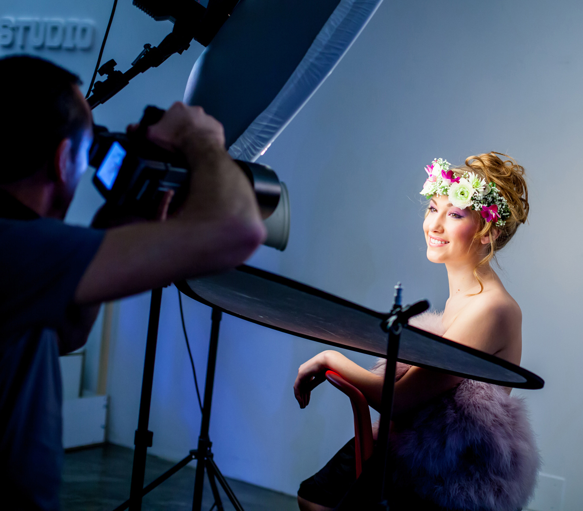 Démonstration Esthétique : Le maquillage studio, nouvelle prestation tendance